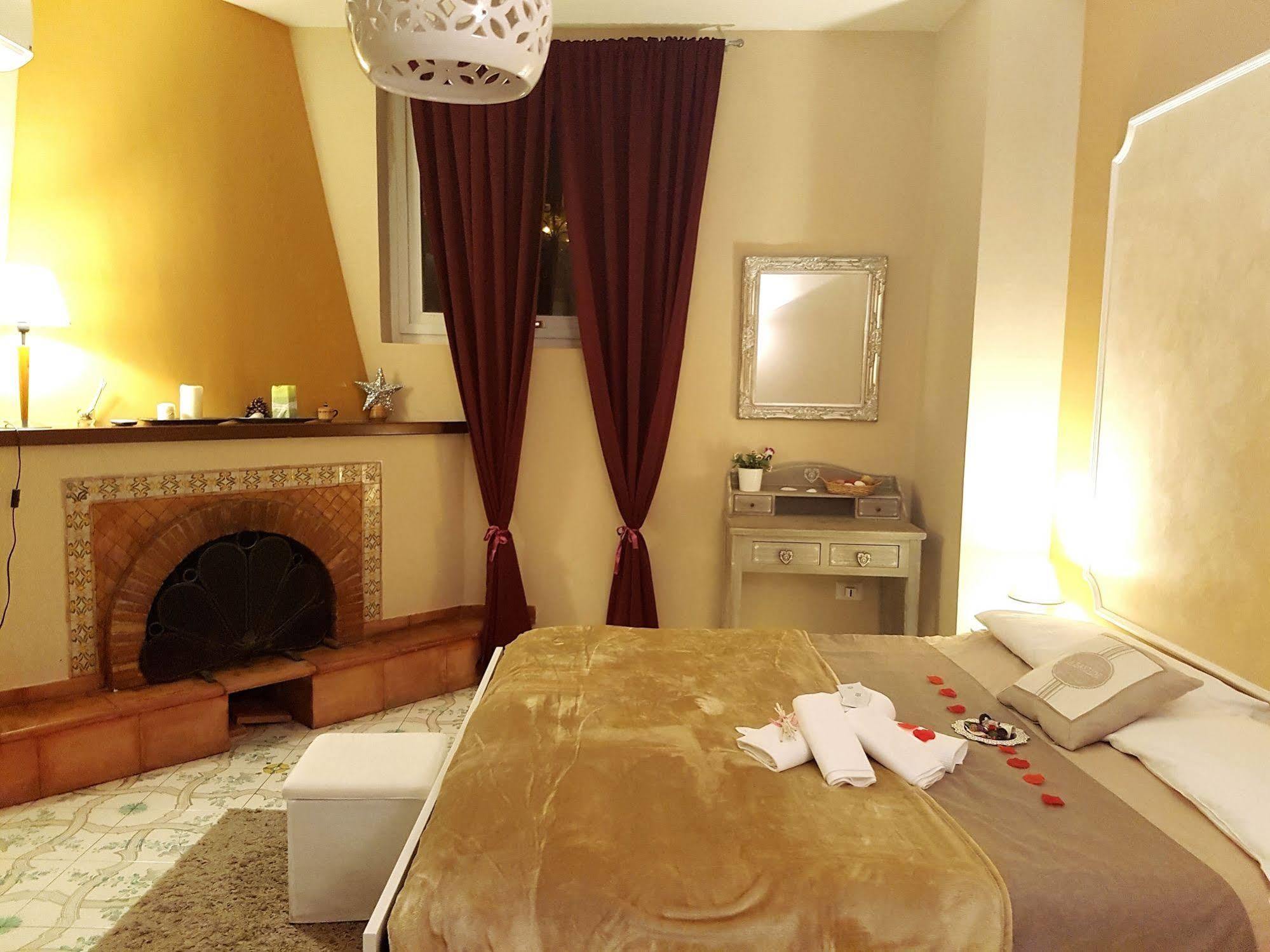 Un Tetto Di Stelle Deluxe Home Salerno Zewnętrze zdjęcie